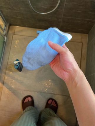 被东北朋友推荐的搓澡巾,挫着不痛很下泥#买家秀  #搓澡巾  #洗澡