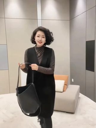 2025秋季新款半身裙显瘦后复古开叉中长款百搭牛仔裙小个子高腰 #面料柔软舒适 #遮肉显瘦 #休闲百搭 #春秋新款 #穿出自信穿出美丽