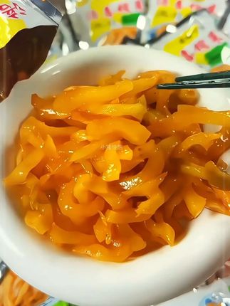 涪陵榨菜 涪陵这个去皮榨菜真是太下饭了,拌粥加馒头炒个肉丝都好吃#好吃不贵经济实惠 #涪陵榨菜 #下饭神器 #榨菜