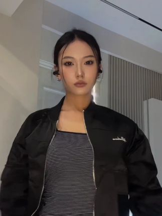 和我的出街新搭子,一起舞动,按下播放键即刻开跳! #哈氪聆可 #耳夹耳机 #开放式耳机 #运动耳机 #高颜值耳机