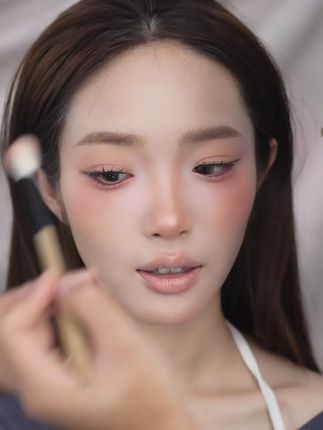 韩女看了都羡慕的水光腮红膏 直接把高光的钱都省了 #新手化妆教程#韩女妆容#专业化妆师#新娘#腮红打法