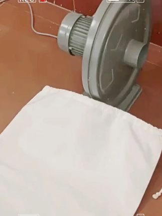工业除尘布袋粉碎机接料袋防尘鼓风机木工环保吸尘聚尘通用透气袋 #粉碎机布袋 #除尘布袋 #面粉袋子 粉碎机布袋碾米机接料袋加厚大容量粮食玉米磨面口袋打粉接料防尘
