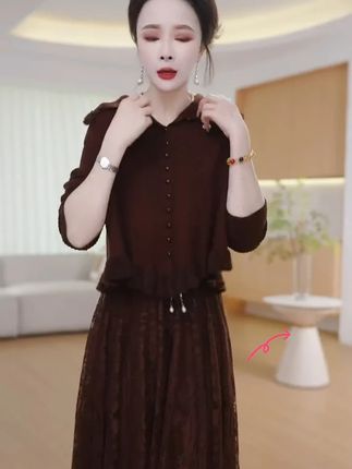 美衣搭配 穿出高级感 气质穿搭 每日搭配分享 直播间等你! 真正的美丽来自于内心,只要心灵美丽,外表也会跟着闪耀#早秋穿搭