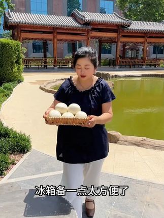 老面发酵的馒头你有多久没吃过了,麦香十足又劲道 #馒头 #妈呀太香了 #好吃到停不下来 #好吃不贵经济实惠