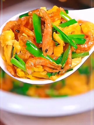 电饭锅版卧鸡蛋 不炒不煎不费劲,鸡蛋一卧香三邻!#美食教程  #鸡蛋的神仙吃法 #磷虾肉 T
