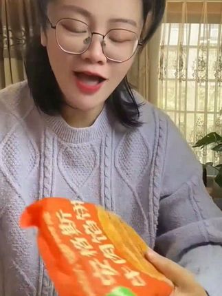 安格斯牛肉馅饼。真的太好吃了,给小朋友当早餐都是不错的。#早 #空气炸锅美食# 妈呀太香了 #超便宜超划算# 早餐吃什么