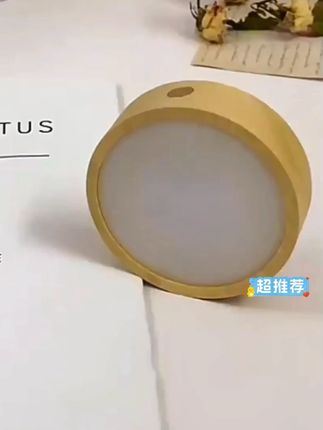 超美!木质底座七彩LED小酒瓶子琉璃摆件,DIY乐趣多 #木质底座摆件 #DIY小酒瓶子 #实木质酒瓶 #手工琉璃装饰 #LED发光摆件