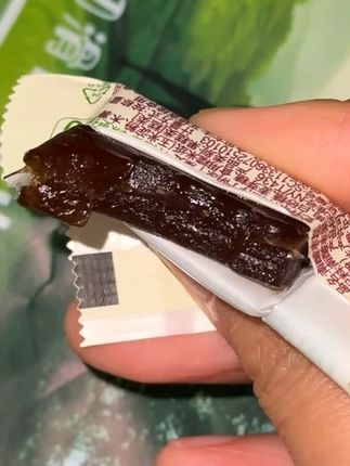 喜欢酸甜口的姐妹们都给我冲这个南酸枣糕,配料干净~ #酸甜口 #南酸枣糕 #零食推荐 #开胃#枣糕