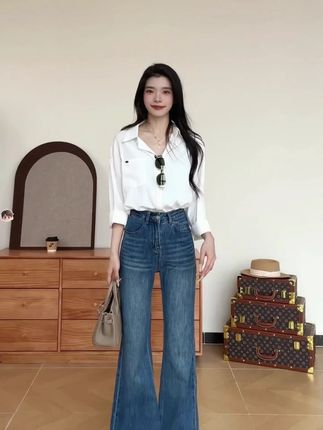 乔栈高腰微喇软牛仔裤女秋冬季新款时尚显瘦宽松不贴腿加绒长裤子#乔栈牛仔裤 #高腰微喇裤 #秋冬牛仔裤 #加绒女裤 #时尚牛仔裤
