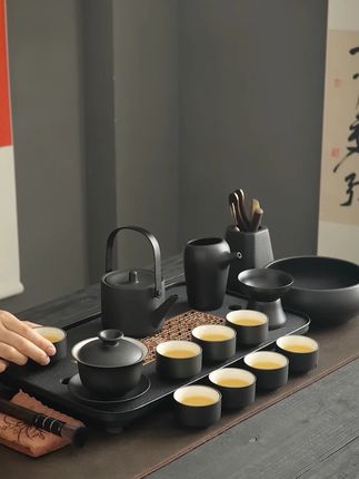 ✨提梁壶自带沉稳气质,不像花哨茶具显轻浮。泡茶时提梁顺手不烫手,茶汤清透不串味#茶具套装 #提梁壶 #高档大气上档次 #茶器之美 #东方美学