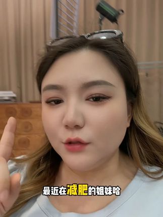 秋季上新休闲腿精裤,闺蜜看了都流口水 #百搭裤子 #显高显瘦显腿长 #穿出高级感 #这么穿显瘦20斤 #裤子