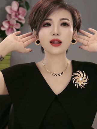铜合金仿水晶耳饰 复古港风黑色圆形大耳环女新款宫廷几何耳钉040#热门 #热门音乐🔥 #热门短剧推荐