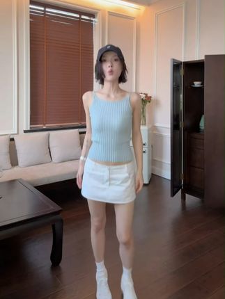 海盐背心 基础款显瘦竖坑条遮副乳圆领修身吊带背心,修身显瘦 #YOYO #吊带背心推荐 #遮副乳 #竖坑条 #显瘦