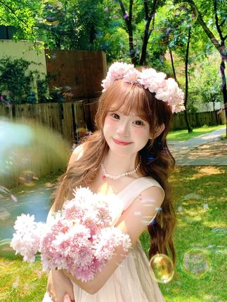 #张予曦毕雯珺真拍了红裙抱 #深情眼 #张予曦 #毕雯珺 #终于等来崔秀彬的芒种摇了