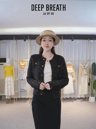 软软的针织衫,贴心的亲肤感#百搭显瘦#通勤搭配#早秋