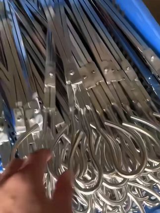 火钳不锈钢卫生钳子捡垃圾夹拾物器家用加长取物碳夹子环卫工长柄#火钳 #不锈钢钳子 #捡垃圾夹 #卫生工具 #加长取物