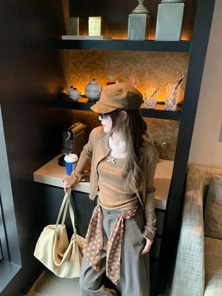 小香风套装女遮肚显瘦高级感短款针织开衫吊带背心两件套#甜系女孩 #ootd穿搭 #甜妹 #通勤搭配 #甜辣妹
