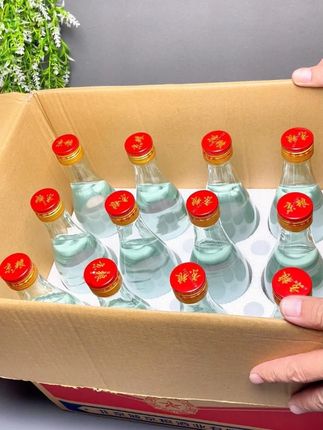 79块9毛9,12瓶老百姓喝得起的#口粮酒 划算到家了,趁着活动赶快抢购!#白酒 #北京二锅头 #好喝不贵 #超便宜超划算