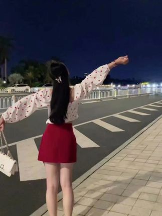 #李羲承符神颜  #李羲承直拍  #李羲承让粉丝闭眼  #穿搭分享  #虞书欣