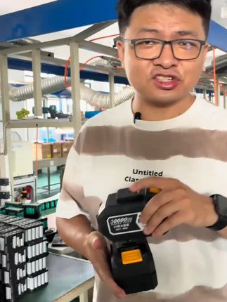 通用大艺款电动扳手锂电池高容量角磨机电锤强劲精品适用充电耐用#电动工具 #锂电池 #大艺款 #充电耐用 #实用电池