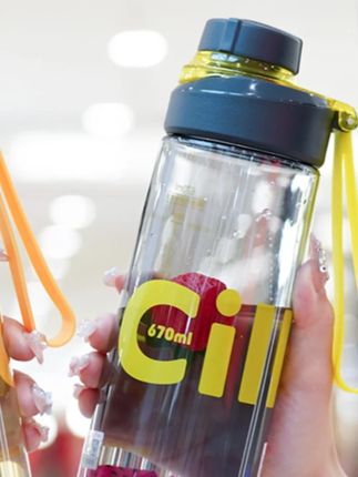 #郝劭文 希乐tritan学生书包运动水杯防漏杯茶隔大容量便携耐摔加厚#学生水杯 #大容量水杯 #便携水杯 #运动水杯