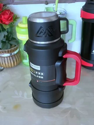 天气变凉,一款很实用的保温水壶推荐给大家,便携大容量,保温保冷 #保温壶大容量 #自用好物分享 #好物推荐 #回购率超高 #无限回购的宝藏单品