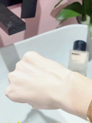 美空MooKoo 松茸柔润持久粉底液控油奶油肌滋润学生遮瑕【T】#好皮肤养出来 #自用好物分享 #护肤分享 #超级好用 #美白淡斑提亮肤色