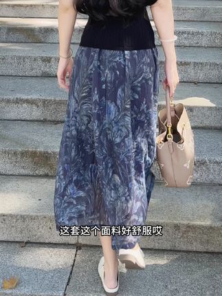 一眼心动的一套,丝滑垂坠,舒适温柔,不瘦也能穿出好看#天丝亚麻面料 #轻薄透气