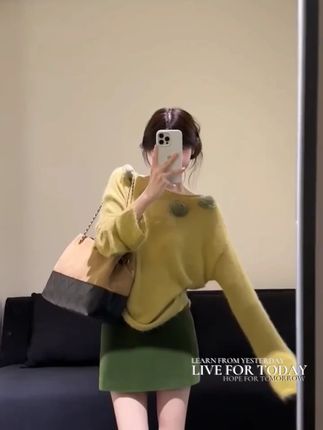 #张予曦毕雯珺真拍了红裙抱 #深情眼 #张予曦 #毕雯珺