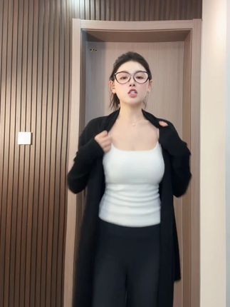 Moses Queen/魔西女王RO纸片人针织开衫中长款秋冬慵懒风宽松外套#显瘦穿搭 #今天穿什么 #穿出高级感 #品质女装 #显瘦