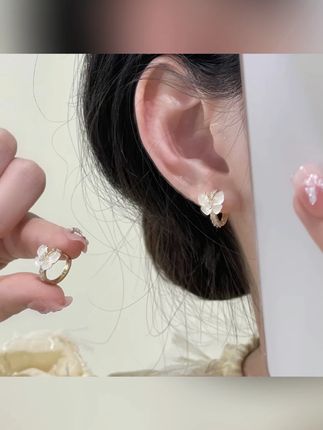 韩芸汐 A-265 猫猫石金色气质耳环蝴蝶耳扣百搭轻奢#美出高级感 #仙女必备 #饰品分享 #耳环 #显白颜色
