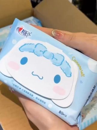 以前认为湿厕纸可有!可无!如果你用一次真的就会有无数次!真心好用!还是心相印与大耳狗联名的巨无霸超大包!现在这个价就到手一箱5大包了!真的好划算!快冲!#湿厕纸 #湿厕纸推荐 #心相印湿厕纸 #卫生间好物 #心相印