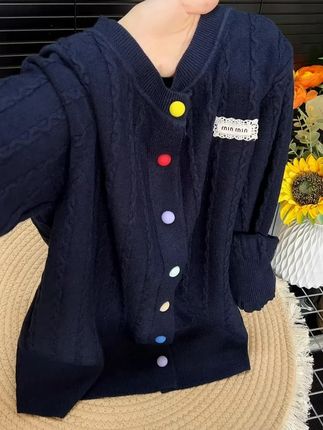 大码彩扣针织上衣女秋季新胖妹妹宽松显瘦百搭时尚洋气减龄开衫