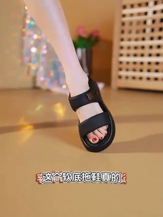 厚底拖鞋女夏外穿2025新款时尚简约女士半拖增高软底一字凉拖#厚底鞋 #外穿拖鞋 #时尚简约 #一字凉拖 #增高软底