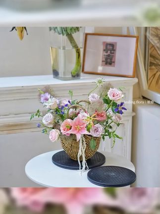 梦幻花海,旋转开启! 创意灵感,优雅呈现! 话题 #花艺师必备工具 #包装艺术 #旋转之美 #花艺设计 #独特花束