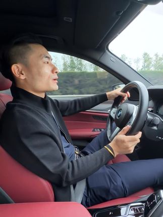 人这一辈子该潇洒的时候就别拘着 #新疆 #寰行中国 #昂科威plus #艾维亚