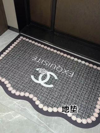 这么大一张防滑地垫才9块9!还是硅藻泥的,吸水性好颜值高,不管铺哪里都特别好看!#地垫 #防滑地垫 #吸水地垫