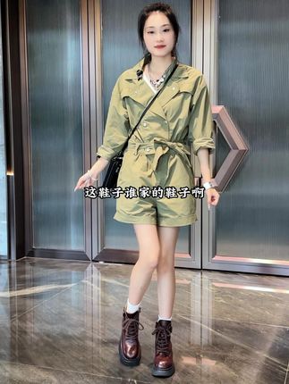 不管穿什么鞋子,合脚才是最重要的,不论追求什么,总要适可而止 #hr赫莲娜女鞋 #反季清仓 #增高马丁靴