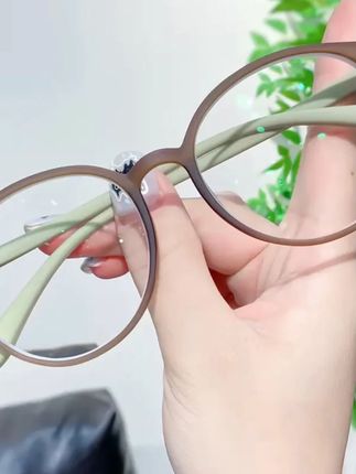 #老花镜 减龄老花镜美颜超清气质时尚清晰超清护目老花眼镜 #减龄老花镜 #美颜老花镜 #超清老花镜 #护目老花镜