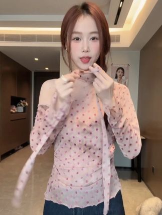 #时尚减龄 #气质感十足的穿搭 #显白才高级 #秋季穿搭 #清冷感穿搭 ##纯欲穿搭