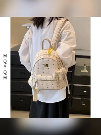 包包女双肩背包网红洋气潮流百搭旅行包大学生女士上课通勤包#女双肩背包 #包包种草 #双肩包 #包包 #通勤包