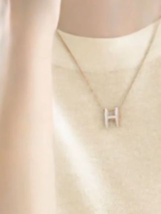 时尚圆领短袖针织衫女装,穿上它,你就是女神!#谁穿谁好看  #洋气减龄  #时尚搭配  #显瘦遮肉  #时尚百搭