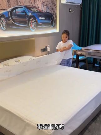 假期 #带娃出行住酒店 我都会带上这个加厚的 #一次性四件套酒店的太多人睡 还是自己带的睡的安心 #一次性床单被套 #旅游必备 #带娃旅游
