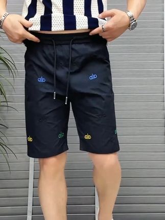 #短裤 #夏季短裤 #休闲短裤 #刺绣短裤 #薄款短裤