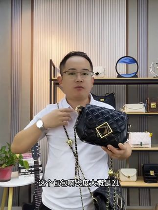 爆款潮流2025简约时尚百搭链条包包金球单肩斜跨韩版包女包小香风#包包推荐 #美包分享 #爆款潮流2025简约时尚百搭链条包包 #时尚百搭链条包包 #韩版包女