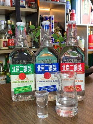 永丰北京二锅头3色6瓶装,42度500毫升,纯粮清香型口粮酒 #永丰北京二锅头 #北京二锅头 #北京二锅头出口小方瓶 #北京二锅头小方瓶 #小方瓶北京二锅头