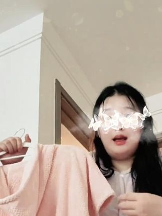 我的天呐,你懂吗?我就需要这样的浴袍,每次都要等擦干再穿睡衣,再去刷牙洗脸,我都已经累得不想动了,这个一穿就行,不走光还方便#三利 #浴袍 #浴巾 #睡衣