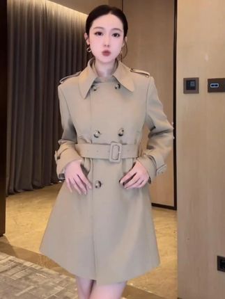双肩章双排扣收腰中长款外套 #大李Dali #谁穿谁好看 #时髦精 #回头率爆棚 #外套