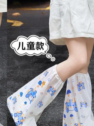 一次性卡通印刷雨鞋套儿童高筒加厚雨靴户外下雨天防水防滑脚套#雨鞋套 #一次性雨鞋套 #加厚雨鞋套 #儿童雨鞋套 #防雨脚套