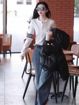 善良和喜欢都是免费的、但不是廉价的#春秋搭配 #牛仔裤 #棉上衣 #品质女装穿搭 #每日穿搭 #又美又飒 #套装 #轻奢女装